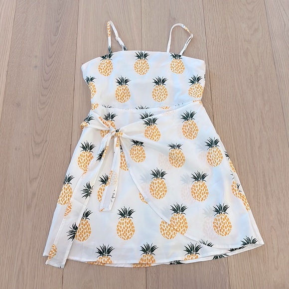 Shein Girls Pineapple Spaghetti Strap Sundress Size 10 - Picture 1 of 4